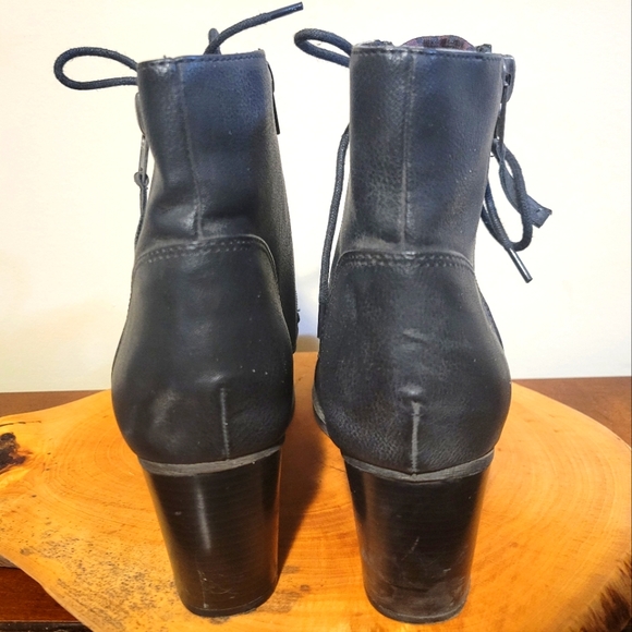 Madden Girl black lace up booties - Picture 3 of 8